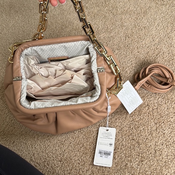 Chic Clutch & Crossbody bag - Picture 3 of 5